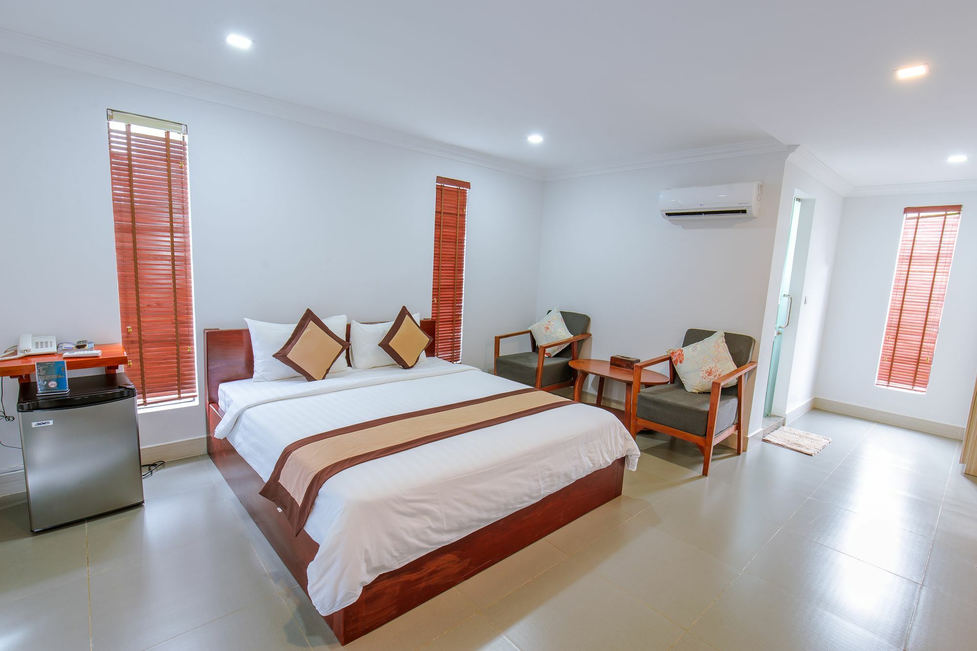 Sandy Clay Bungalows Sihanoukville Exterior photo